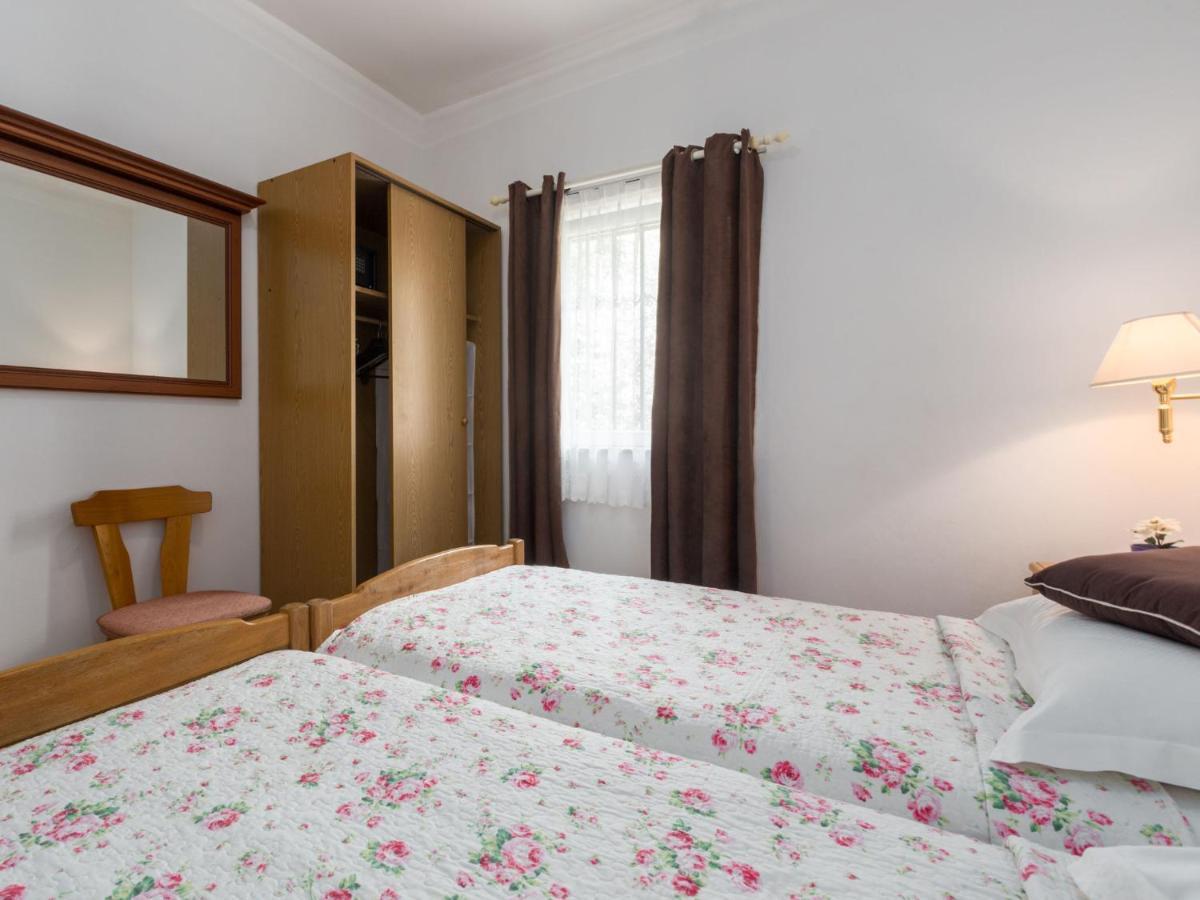 Apartamento Nena - Prc426 By Interhome Nova Vas (Porec)
